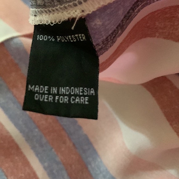 Stripe off shoulder top with toes at end of sleeve size xs - Picture 5 of 6